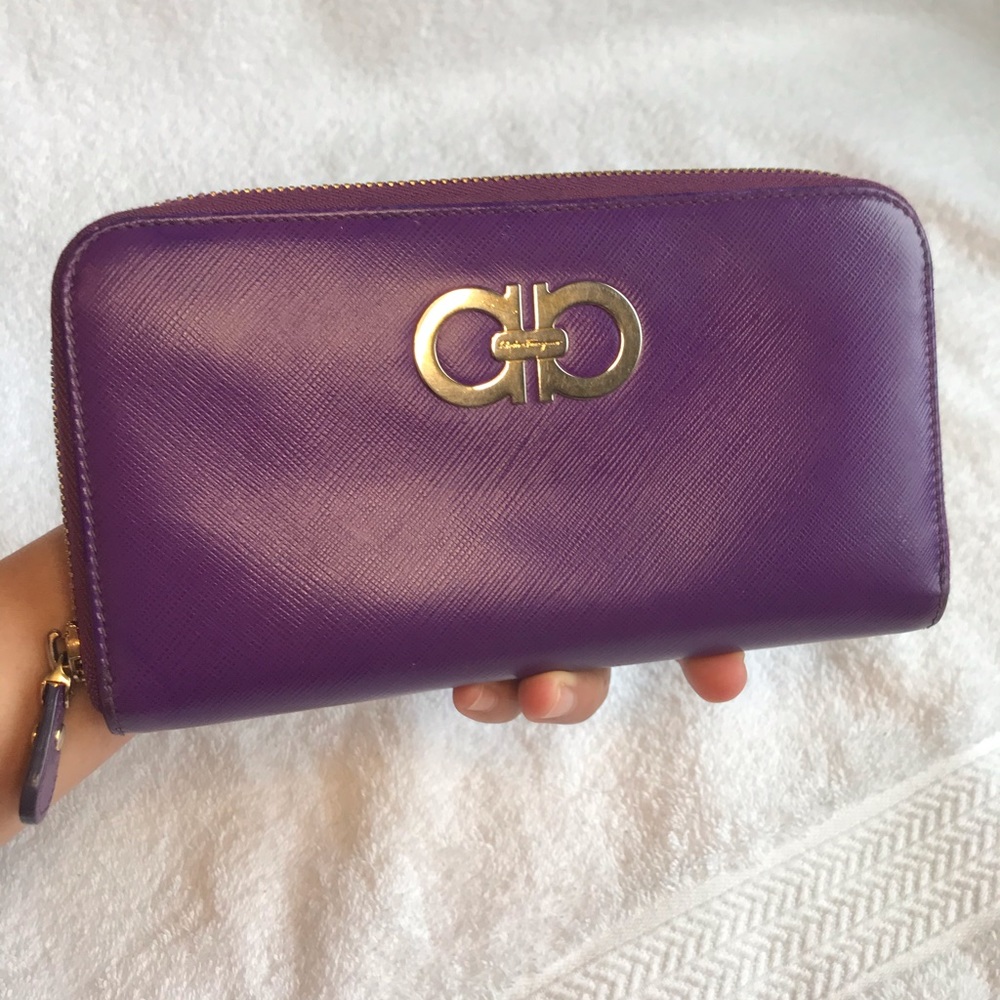 Authentic salvatore ferragamo Double Gancio